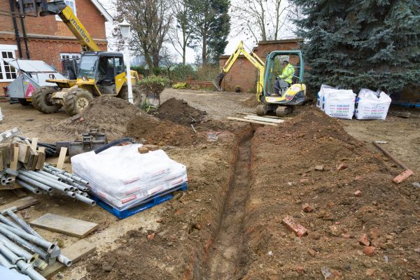 Cost of Drainage Ditch Digging in Saint Charles