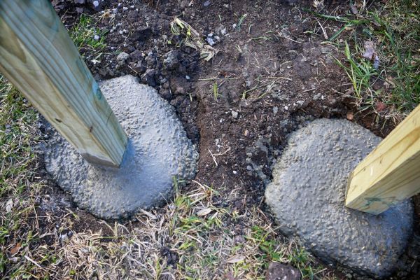 Cost of Post Hole Excavation in Saint Charles