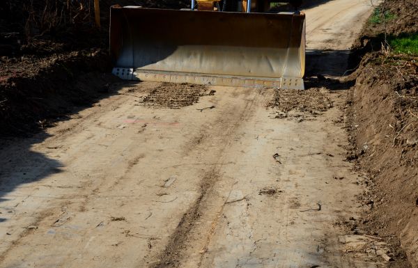 Cost of Topsoil Leveling in Saint Charles