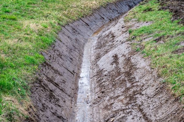 Cost of Drainage Ditch Construction in Saint Charles